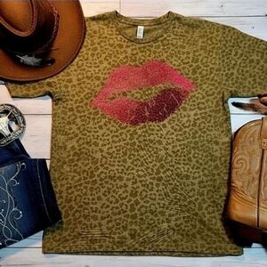 Cowgirls Kiss Glitter Lips On Leopard Print Shirt - Western Glam Top - Rodeo Tee